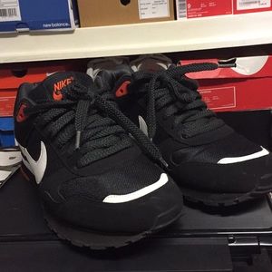 Nike MS 78 Mens SZ 9